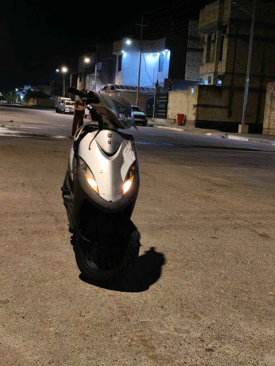 ماكس عدله للبيع دراجة نضيفة بلاديه ختم واحد مكينه ناعمه حلوة مامفتوحه مانقصها شي كهربائيات كلها شغاله سعر 800 بيها مجال 
عنوان ياسين خريبط للتواصل ***********
