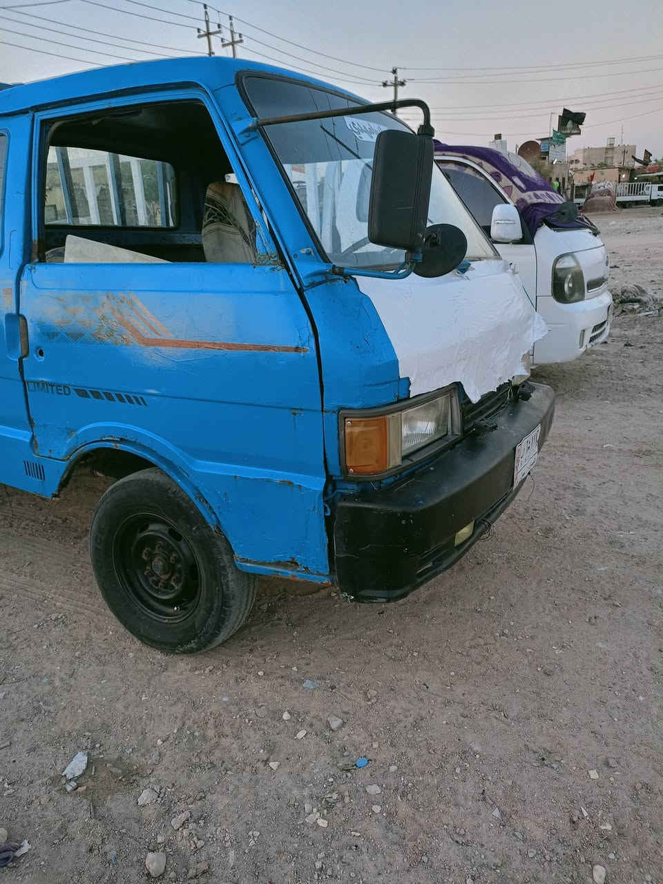 سلام عليكم سياره بنكو موديل 94 للبيع سياره حلوه ونضيفه مال شغل سياره اصوليه واكفلها بكلشي بس راعيها ما اندله مكان البصره سعر 35 وبيها مجال رقم الهاتف ***********

