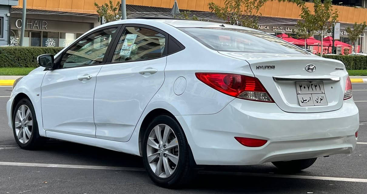 هۆندای ئەکسێنت ٢٠١٣ فوول مواسەفات 
خلیجی ناو زەرد
١٠٦هەزار  کیلۆمەتر ڕۆشتووە
سلایت سوکان ڤۆلیۆم ، ٥ کەلە و ٥ ویل کەپ
سپی بەفری بێ بۆیاخ  ، ساردێکی بچووکی هەیە
تەحویل و غەرامە بە شەرت
١٩ وەرەقە غرامەی لەسەرە دوای معامەلە بۆت دەگەڕێنمەوە
هیچ مەسرەفێکی تێدا نییە
شوێن سلێمانی
نرخی ١١۷ گەڵا و کەمێك مەجال
شوێن..سلیمانی
تلفۆن..***********
واتس اپ ..*********** السليمانية, العراق
