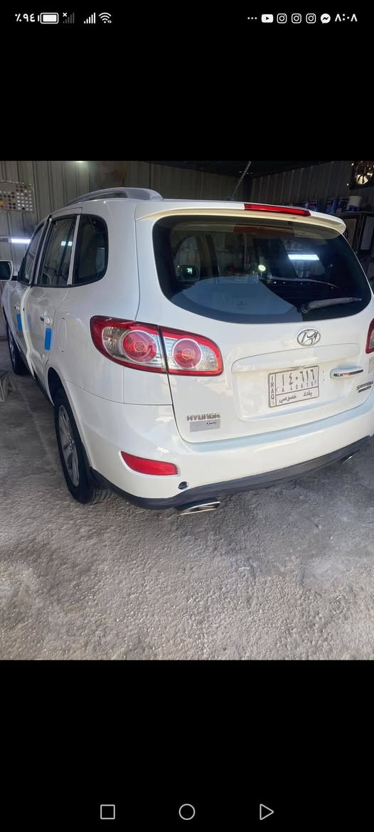 سنتافيا 2011فول بصمه واحد على واحد 6 سلندر بيها صبغات رقم بغداد سعرها 125بيها مجال بسيط للتواصل على الصفحه او الاتصال *********** مكاني حله
