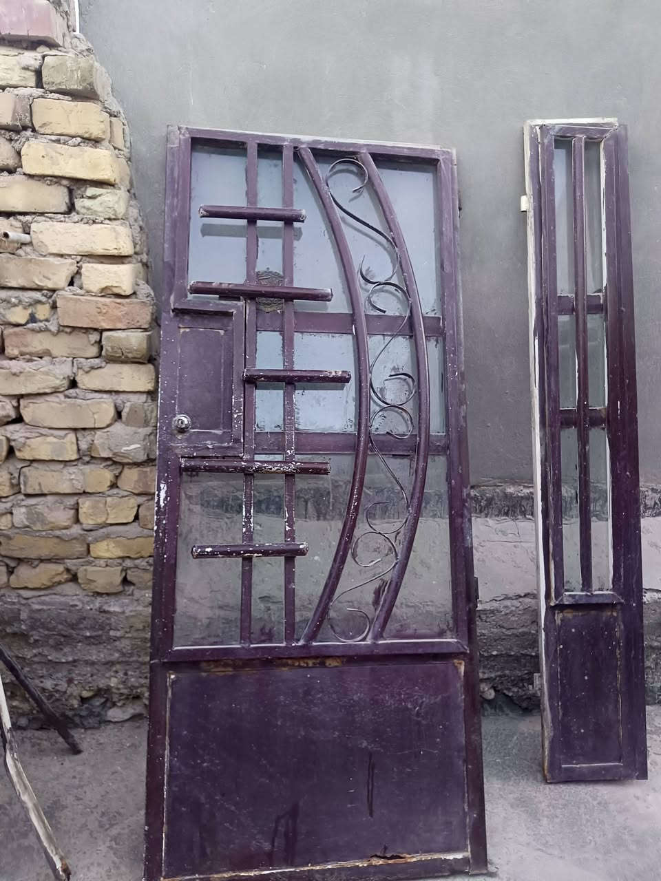 باب مستعمل للبيع حته مفتاحه موجود كيلونه الاصلي سعر خاص للستفسار***********واتساب
