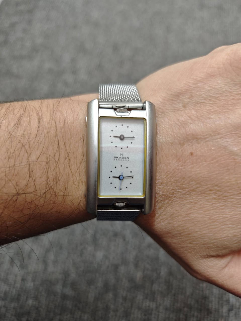 سلام علیكم.
ساعه سكجن دانیماركی للبیع. دبل ساعه. مكائن یابانی. كل شی بلادی. نضیف و شغال مضبوط. ساعه مختلف و حلوا جدا. سعر 50 الف.


**إذا كنت صاحب هذا الإعلان وتريد حذفه لأي سبب، رجاءا أرسل رسالة إلى الدعم الفني**