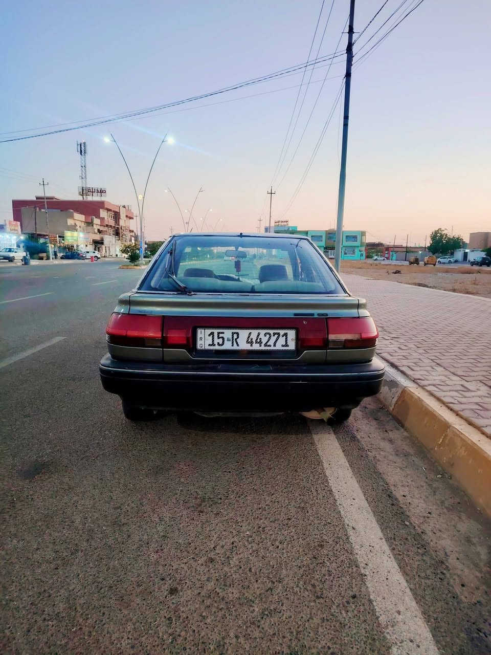 سلام عليكم
#كورلا🥇 موديل 1993🥇 🚘 
#سنويه 2028  نكلي
 #شرط التحويل بأسمي مشروع وطني  🪪 
#تخم تاير  🛞 
 #كهربائيات كله شغاله 🔌 
 #غرفتها نضيفه جدا  
 #مكان تكريت 🎖️ 📍 
 📱   ***********
 📱   ***********
 #السعر 33 وبيه مجال قليل💵
