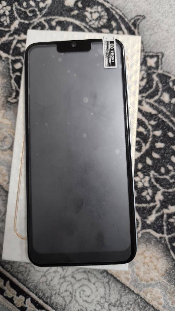 موبایل بۆ فرۆشتن
بەکار نەهاتووە 
سعری 95 هەزار و معامەلە 
*********** أربيل, العراق
