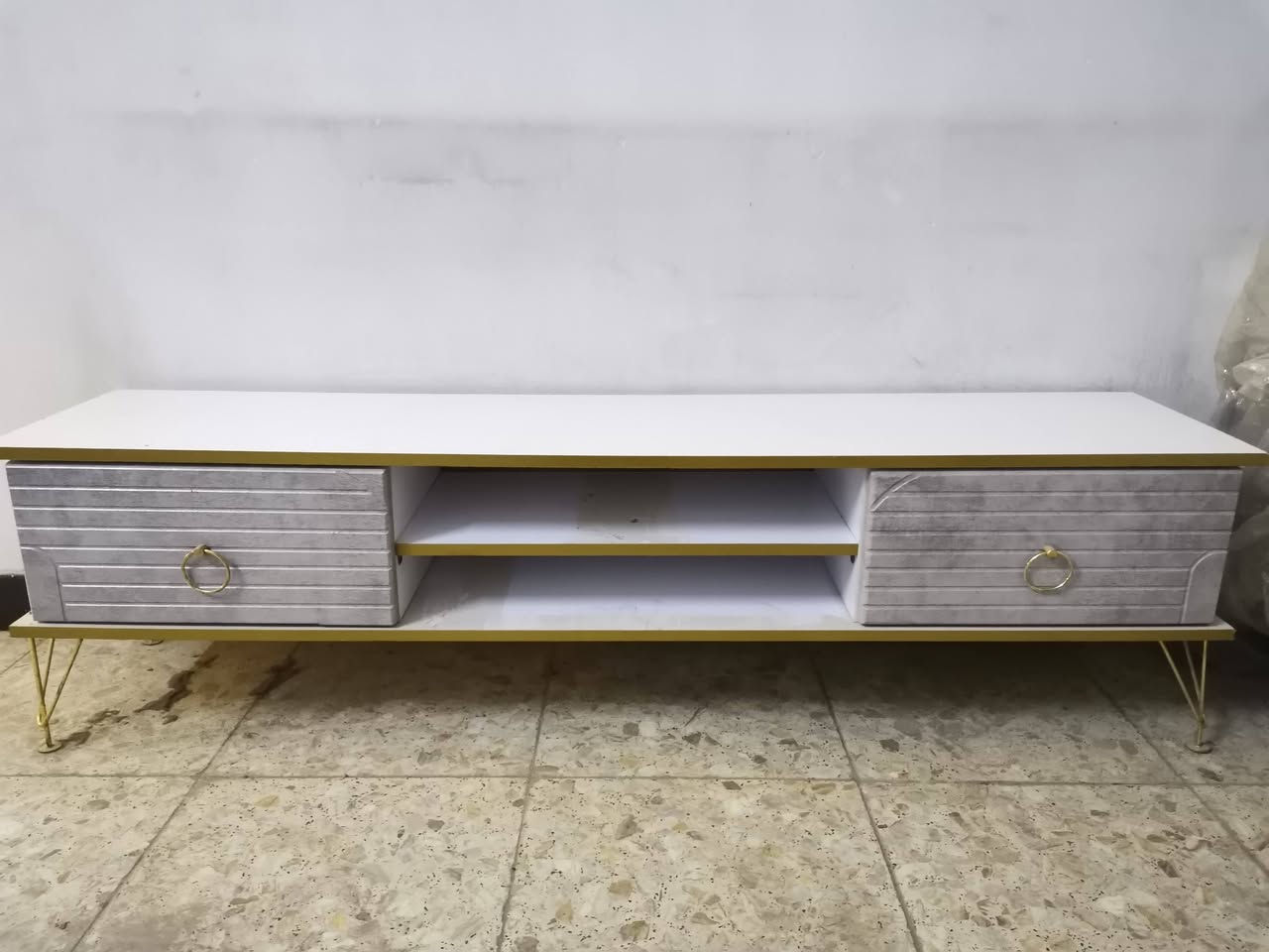 السلام عليكم
أغراض للبيع استعجال


**إذا كنت صاحب هذا الإعلان وتريد حذفه لأي سبب، رجاءا أرسل رسالة إلى الدعم الفني**