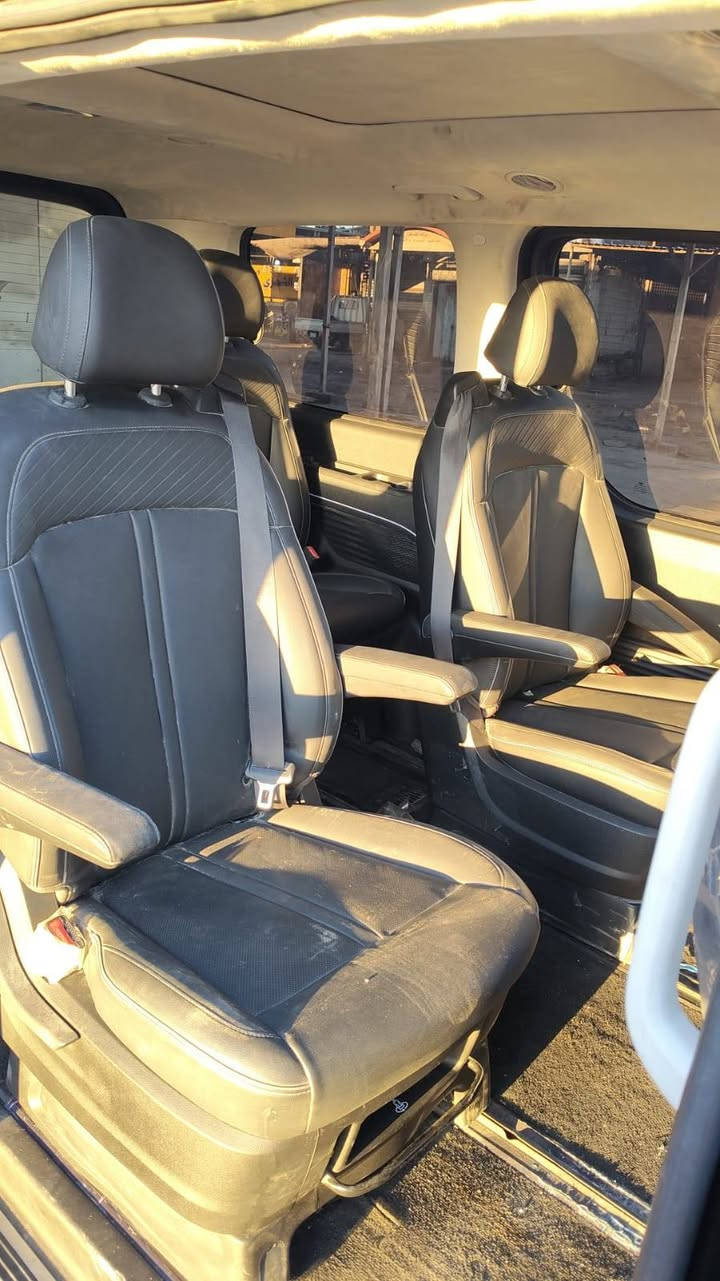 السلام عليكم اخوان ستاريا كاز موديل 24  تسعه راكب فتحات كبر دكمه كامرات رادارات ويل 18 السعر المطلوب 200 ورقه للاستفسار اتصل على رقم ***********
