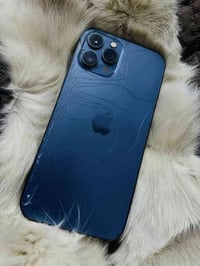 📱 للبيع iPhone 12 Pro Max – سعة 256GB  الجهاز شغال 100% 🔧 شاشة مبدّلة ...