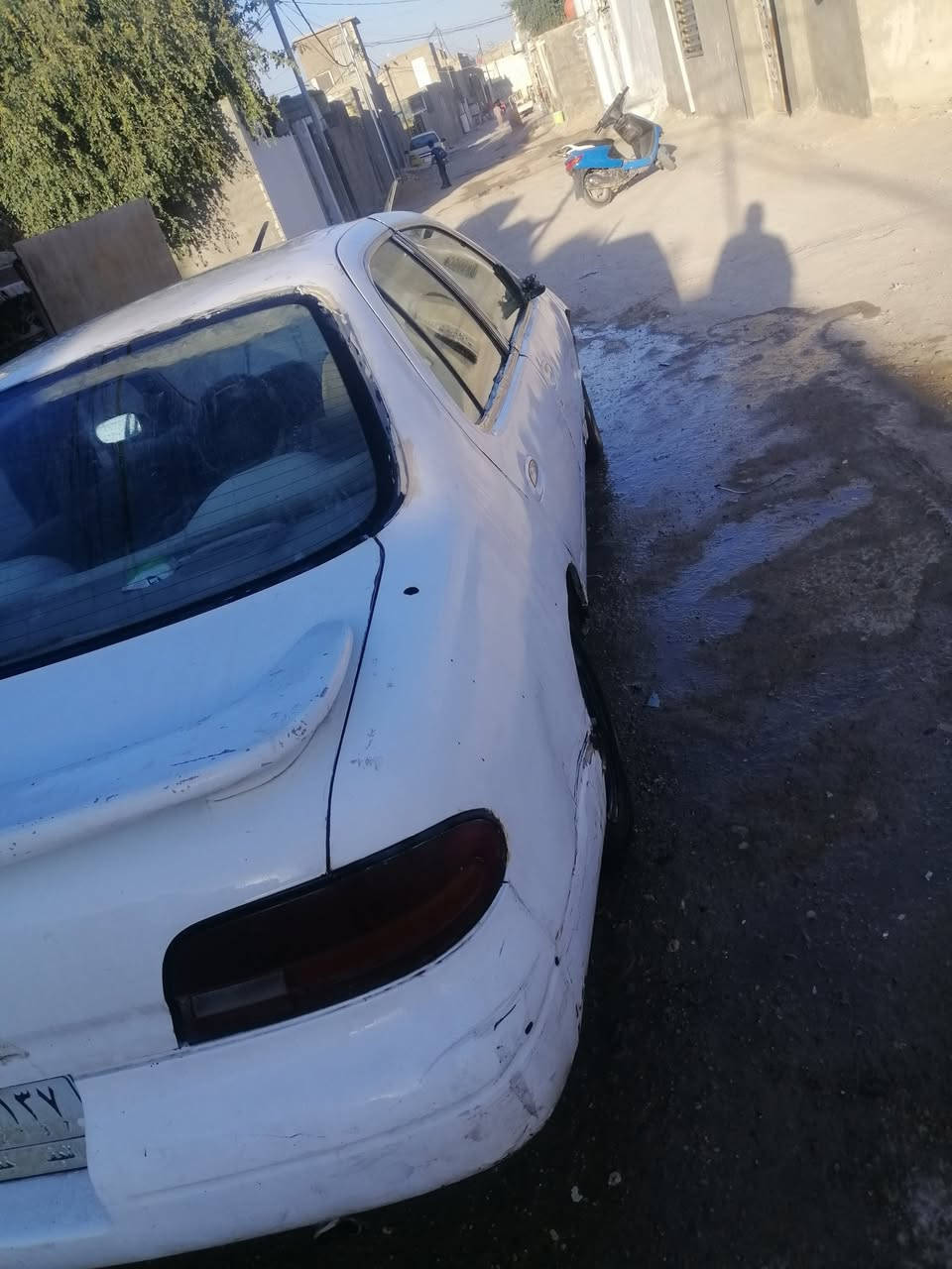 السلام عليكم سياره للبيع نيسان اول تمه مديل 93 حداديه تعبانه رقمها نجف بسمي السنويه صاقطه من ٢٥ كير ومكينه مكفولات مكينتها كورله مكاني كوفه شارع المعمل السعر 22وبيه مجال ***********
