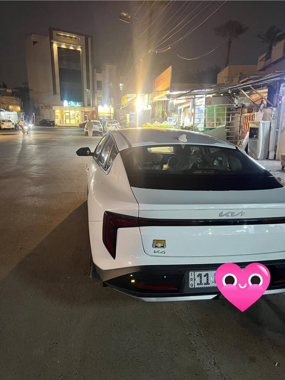 سلام عليكم k4موديل 2025 ماشيه 30 الف     فول ما عده الفتحه وكشن مخمل  سياره خليجي ضمان خمس سنين مكفول كفاله عامه عنواني الاعضميه سعر 194 رقم ***********
