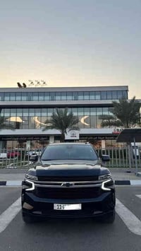 للبيع شوفرليت تاهو ٢٠٢٣ وارد امريكي  ربع بنيد صبغ بدون دواخل    ماشيه ...