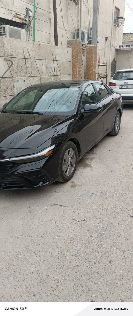 السلام عليكم النترا ٢٠٢٤ سوده رقم بصره حره بيع او مراوس 
بدون ايرباص
السعر 153
مكينه ٢٠٠٠دوش
حادثهه مدكر امامي حادث بسيط بدون لغد بدون شاصي كير مكينه حداديه تبريد بدون ايرباك البنيد صبغ توحيد لون والباب عكس السايق صبغ  وباب خلفي بارد وباب خلف السايق بارد بسيط حره بسمي تحويل مباشر ماشيه ٢٥ الف  
مواصفات
١_حساس اطار
٢_شاشه
٣_قافل سرعه
٤_تحديد مسار
٥_تحكم ستيرن
٦_بلوتوث
٧_مانع انزلاق
٨_كامره دواره
٩_توقف ذاتي
١٠_٣انضمه قياده
١١-قياده ذاتيه
مكينه الفين دوش سياره تخبل ربع ماتصرف عليهه مكان مركز البصرة *********** البصرة, العراق
