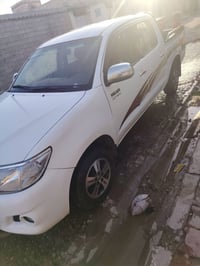 تويوتا هايلوكس • ٢٠١٤ • رقم انبار