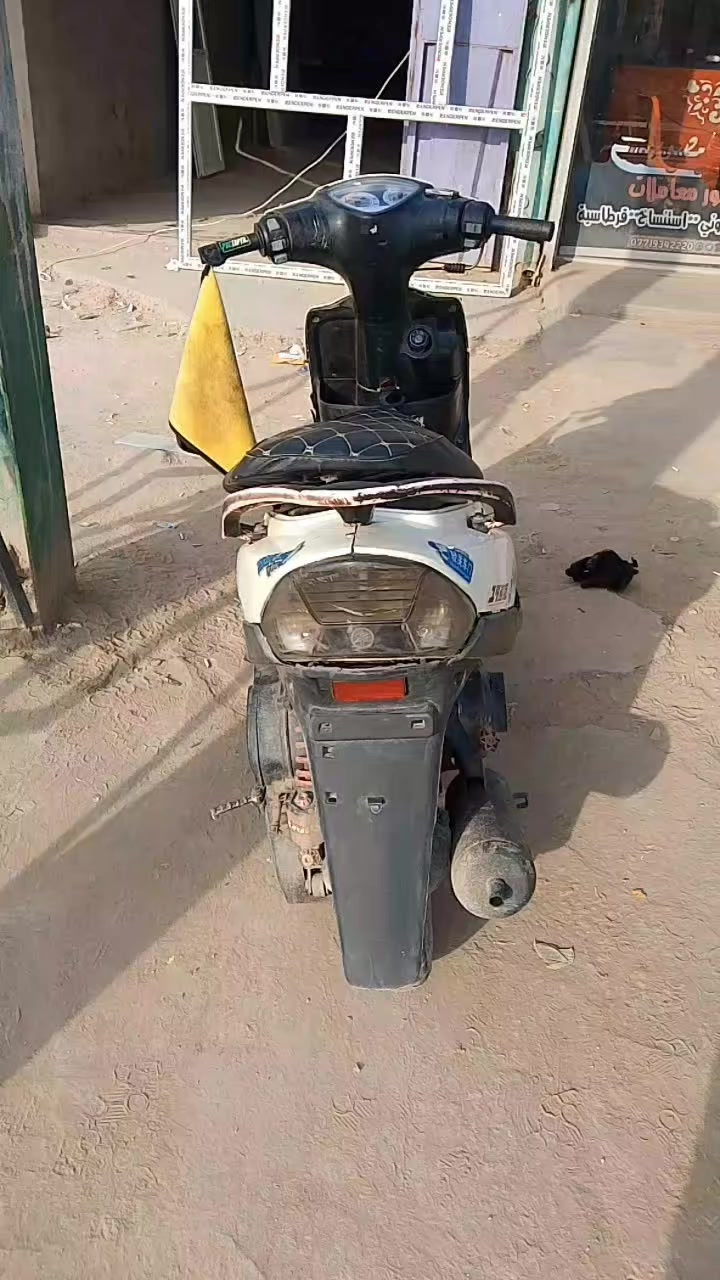 السلام عليكم دراجه للبيع ماكس عدله نظيفه ب 300 المكان كربلاء طويريج حي الضباط


**إذا كنت صاحب هذا الإعلان وتريد حذفه لأي سبب، رجاءا أرسل رسالة إلى الدعم الفني**