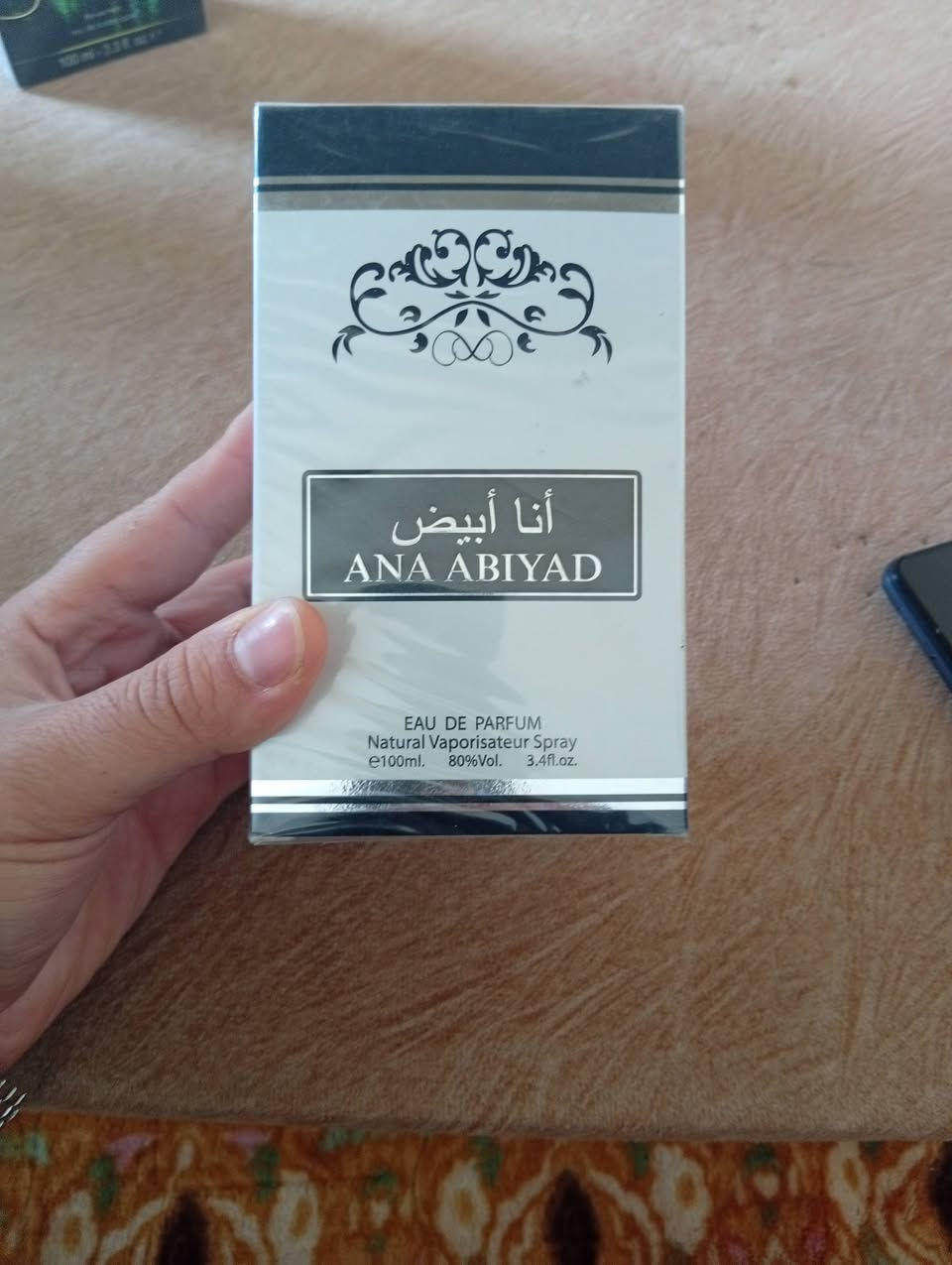 عطور ماركه شركه المنصور العطور فوحان وثباتيه يوجد خدمة توصيل داخل بعقوبه سعر عطر 7دينار/خمس5عطور 25الف الحجز خاص او رقم واتساب *********** تخفيضات
