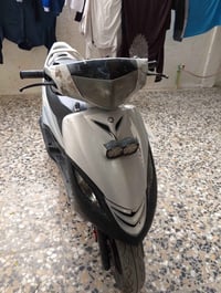 دراجه ماكس للبيع كامله من كلشي كهربائيات محرك جاهزه 350 وبيه مجال مكان...