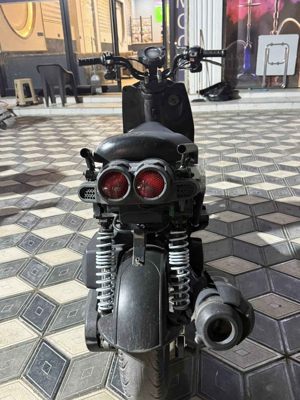 سلام عليكم مره خصت مدير الكروب جبلي البيع كفاله عامه سعر1150 بيه مجال مكان بغداد فلكه حي النصر رقم بيه بس واتساب *********** هاذا رقم صاحب الدراجه اني مكلف بل النشر
