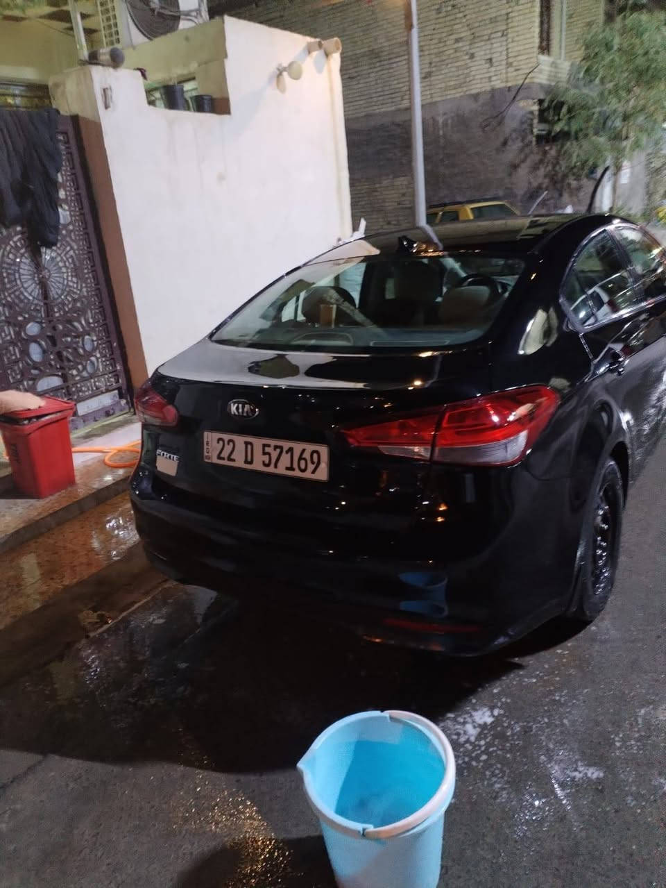 السلام عليكم
فورتي ١٧
هزه وسنويه جديده
كير مكينه َكفولات
تدفئه بريد
منضومه زنون
صدر جديد كهربائيات كامله
شرط التحويل
السياره احله من الصور وترايهه يخبل
ماشيه ١١٠
السونار  والصور يمك شوف وخابرني او تراسلني
السعر ٩٨ وبيهه مجال بسيط السياره ابدون دواخل
رقم التليفون *********** مكان الزعفرانية
