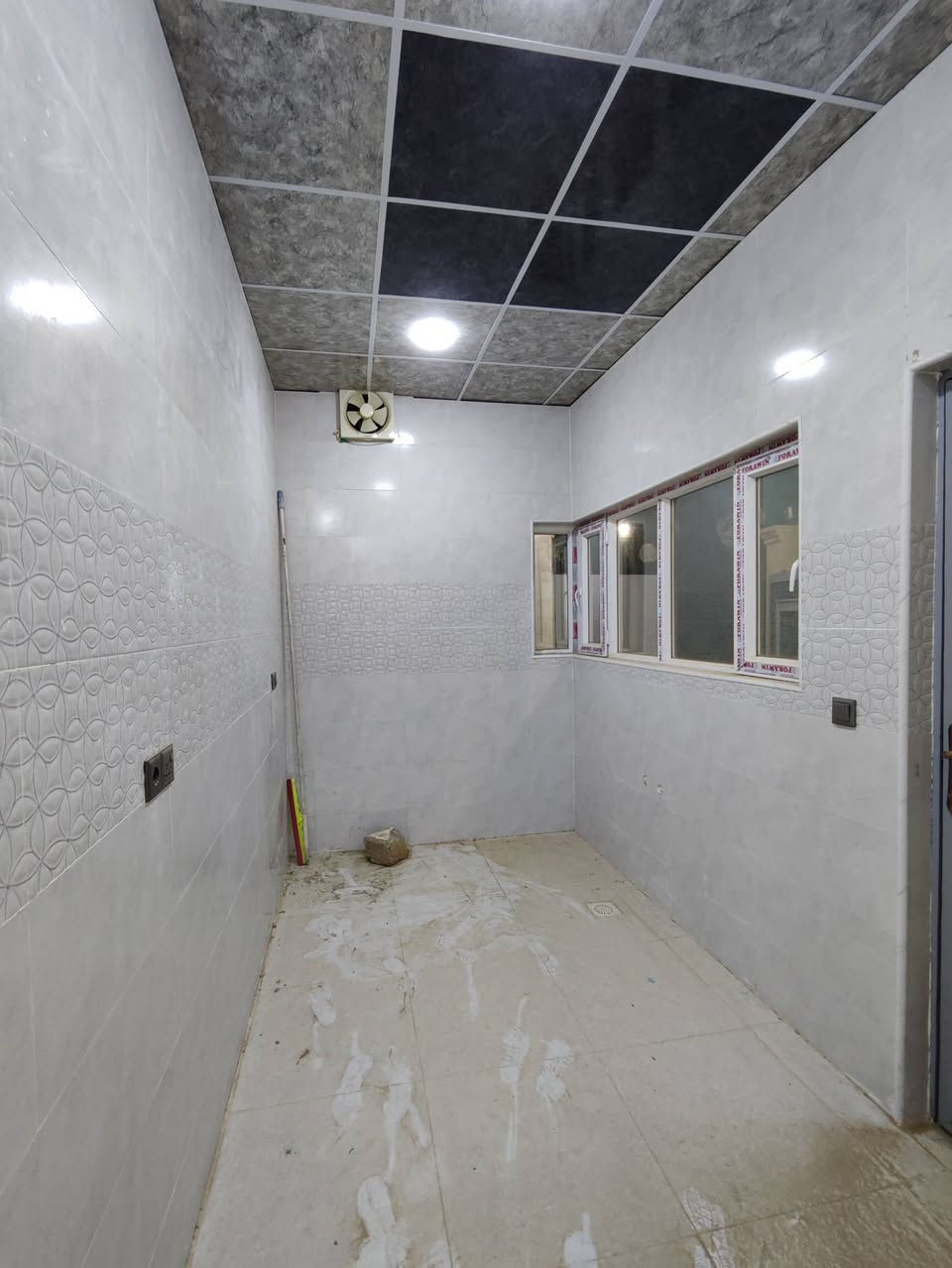 🔹 دار للبيع حي #البتول🔹
- مساحة الدار: 100 متر واجهة 5 متر
- شارع تبليط 

🏠 تفاصيل الدار:- 
الطابق الأول: غرفة نوم، هول، مطبخ ، استقبال، صحيات ، كراج

الطابق الثاني: غرفتين نوم ، صحيات 

السعر والتفاصيل داخل قناة التلكرام : 
https://t.me/baet_alhadhara
_______________________________________________
للاستفسار:- 
***********
*********** 
مكتب بيت الحضارة للعقار - سايدين حي الوحدة قرب سانكو مول 2
