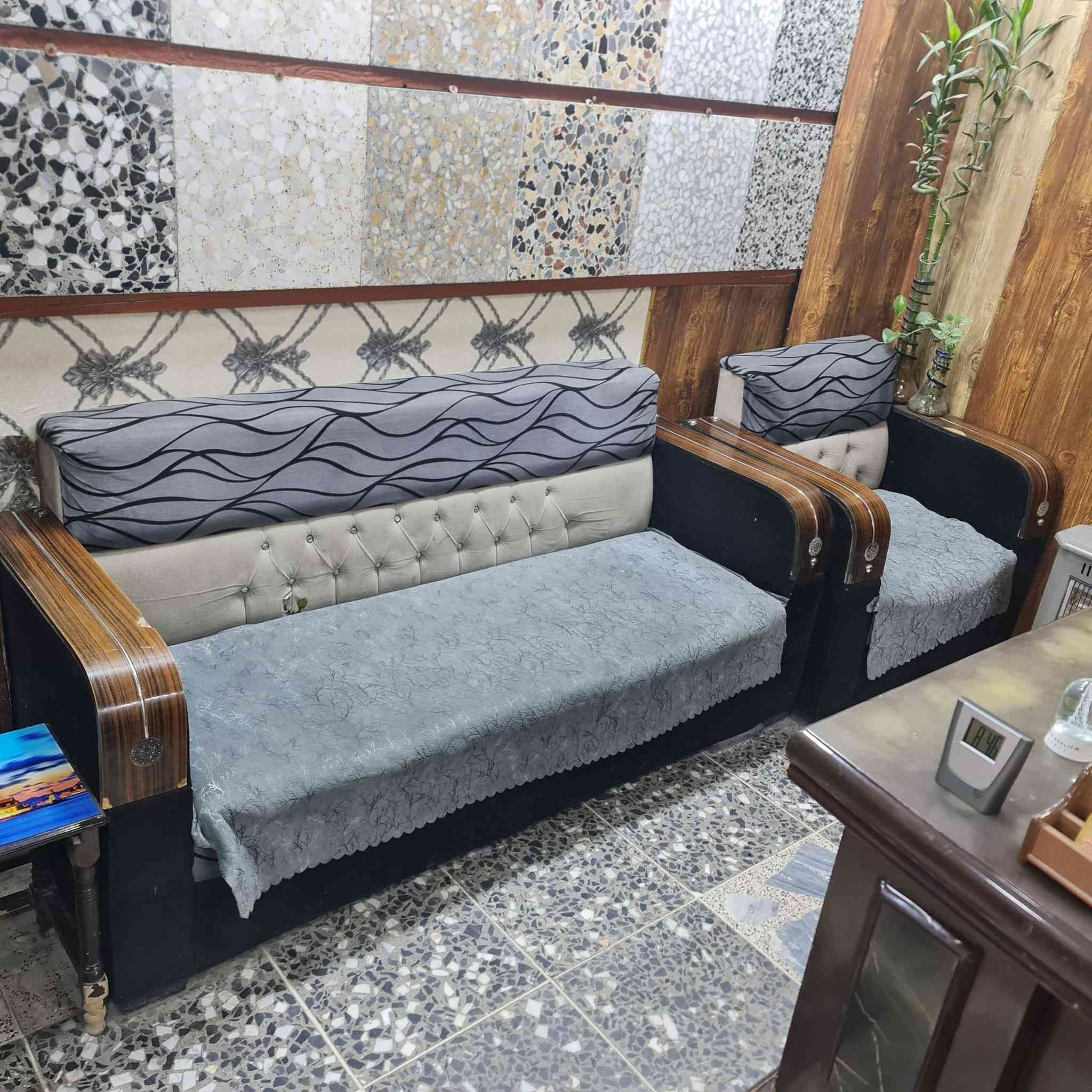 للبيع***********
