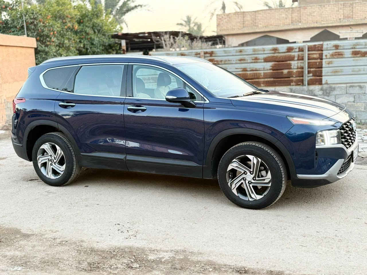 سنتافي موديل /3/11/2023
وارد امريكي السياره داخلتها 2024 
السياره كلين تايتل بدون حادث بدون ايرباك 
تخم تاير جديد 
رقم بغداد بسمي 
2500 محرك  
كيرها 8سرعات

كشن كهربائي 

بصمة ابواب 

بصمة تشغيل

تشغيل عن  بعد

رادار امامي خلفي جانبي 

أنظمة قيادة 4 

comfort

sport

smart

snow

-- اطفاء ذاتي

اوتو هولد

مانع انزلاق

كيرها يجي  دكم بيانو

تدفئه تبريد مركزي منفصل 

تبريد قطعتين

فور ويل  

شاشة تدعم كار بلي  مع كامرا خلفية دوارة

مانع انحدار 

رادارات جانبيه امامية خلفيه

شحن مبايل واير ليس

مانع تصادم امامي خلفي 

تحديد مسار قيادة آليه 

شفتات استيرن 

تدفئه كشنات

فول تحكم استيرن جهتين

 عداد المسافه ٣٤/٠٠٠مايل

شاشة اعطال 

لدات امامي نهاري

منافذ شحن امامي خلفي 

وباقي المواصفات معروفة

سعرها ٢٤٥

الاستفسار 
الصويره 
***********
