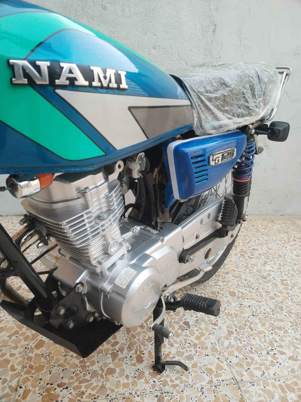 دراجه نامه بلاد بدون كفاله عامه لسعر خاص***********
