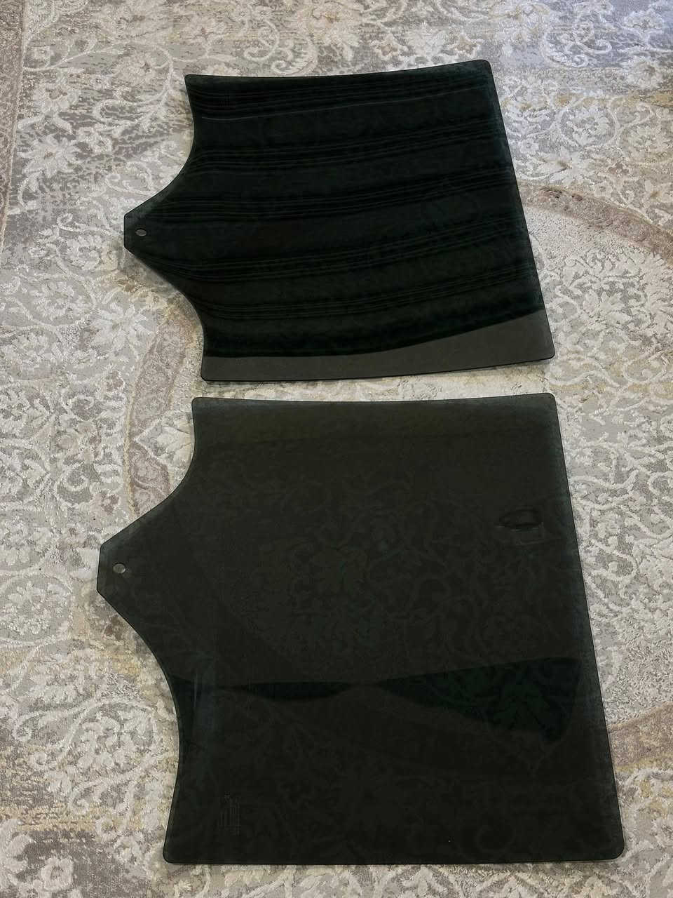 السلام عليكم جامات العدد 2 مال القسم الوسط يرهمن للجمسي والتاهو لون اسود بلاديات نضافة (95%) عنواني البصرة 
السعر 75 وبيها مجال ***********
