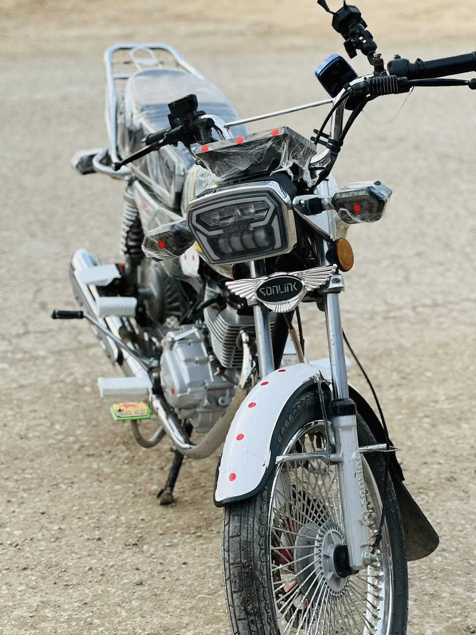 سلام عليكم دراجه البيع وراق مكفوله من كلشي موديل 25 هاذه رقمي
0781 956 6478
