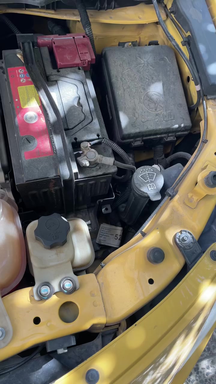 سلام عليكم شوفو كوبلت 
2018 
98
عنوان زيونه 
رقم هاتف
***********
