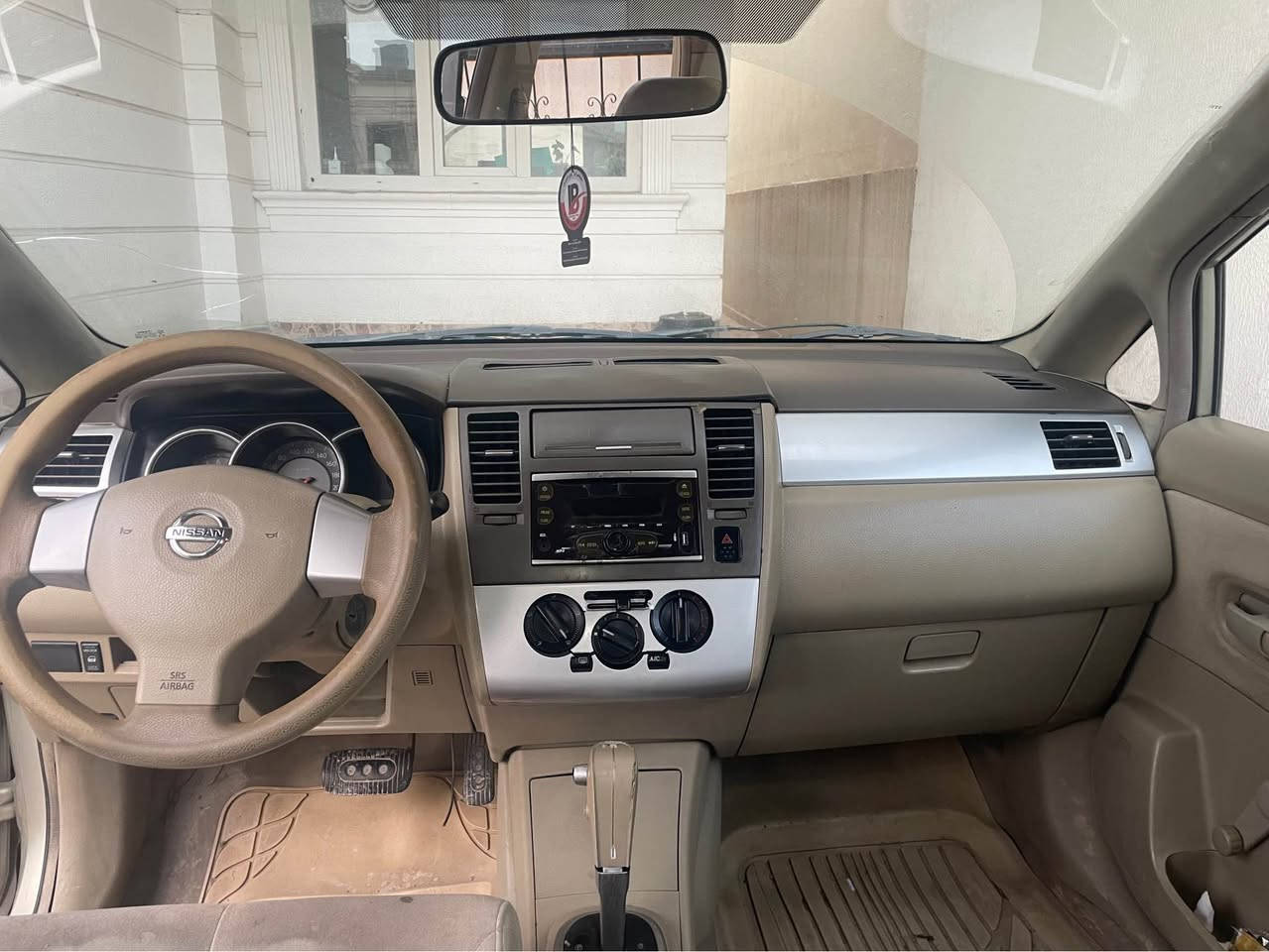 نیسان تیدا
مۆدیل 2007، سبوغ عامە، گێڕ تۆماتیک و قفڵ مەرکەزی، بەناوی خۆمە و هەززە و سەنەوی نوێیە. مەکینە و تەحویل و بەناوکردن و غەراممە بەشەرت. نرخی ٦٥ وەرەقە و مامەلەیەکی زۆر کەم.

Whatsapp: *********** أربيل, العراق
