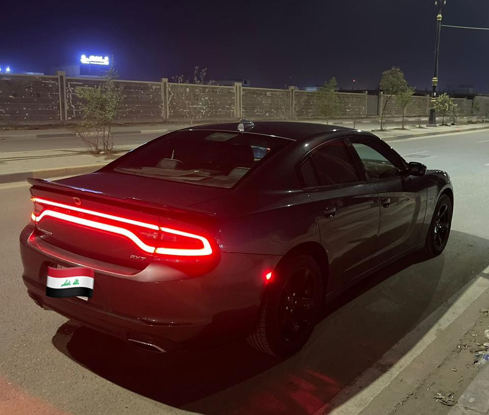 السلام عليكم
جارجر للبيع 2015 /3600

السيارة داخلة كلين بالعراق 

بيها جاملغ خلف السائق مصبوغ 

وبيهاا باب مبدل وباب مصبوغ عكس الساىق 

كير مكينة كفاله 

مواصفات sxt 

مكان السيارة بصرة 

السعر :157 وبيهاا مجال للشراي 

للتواصل / ***********
