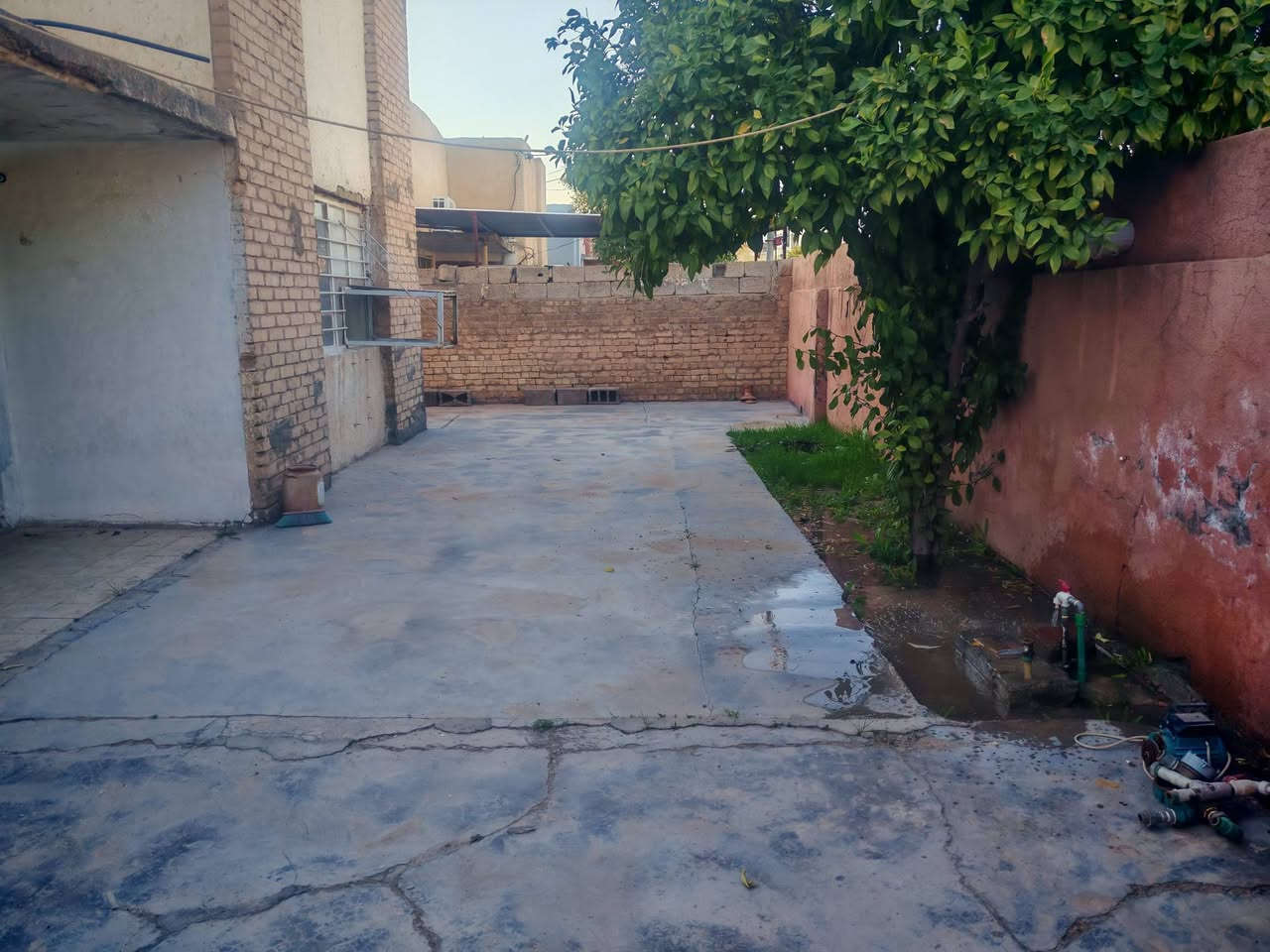 سلام عليكم دار للبيع دور حكومي 
الموقع🛑 كهريز خلف حيدر مضمد
السعر🛑 34وبي مجال 
مساحه الدار 🛑 300م
جنس الدار 🛑 حكومي
محتويات الدار 🛑
غرف نوم 3
صاله
صحيات 
منور
مطبخ حار بارد
استقبال
كراج
عنوان المكتب شوان كلئ مجاور مقابيل حزب الشيوعي 🛑
نستقبل جميع عروضاتكم داخل وخارج خانقين 🛑
للستفسار اتصل على الرقم التالي واتساب 🛑***********
