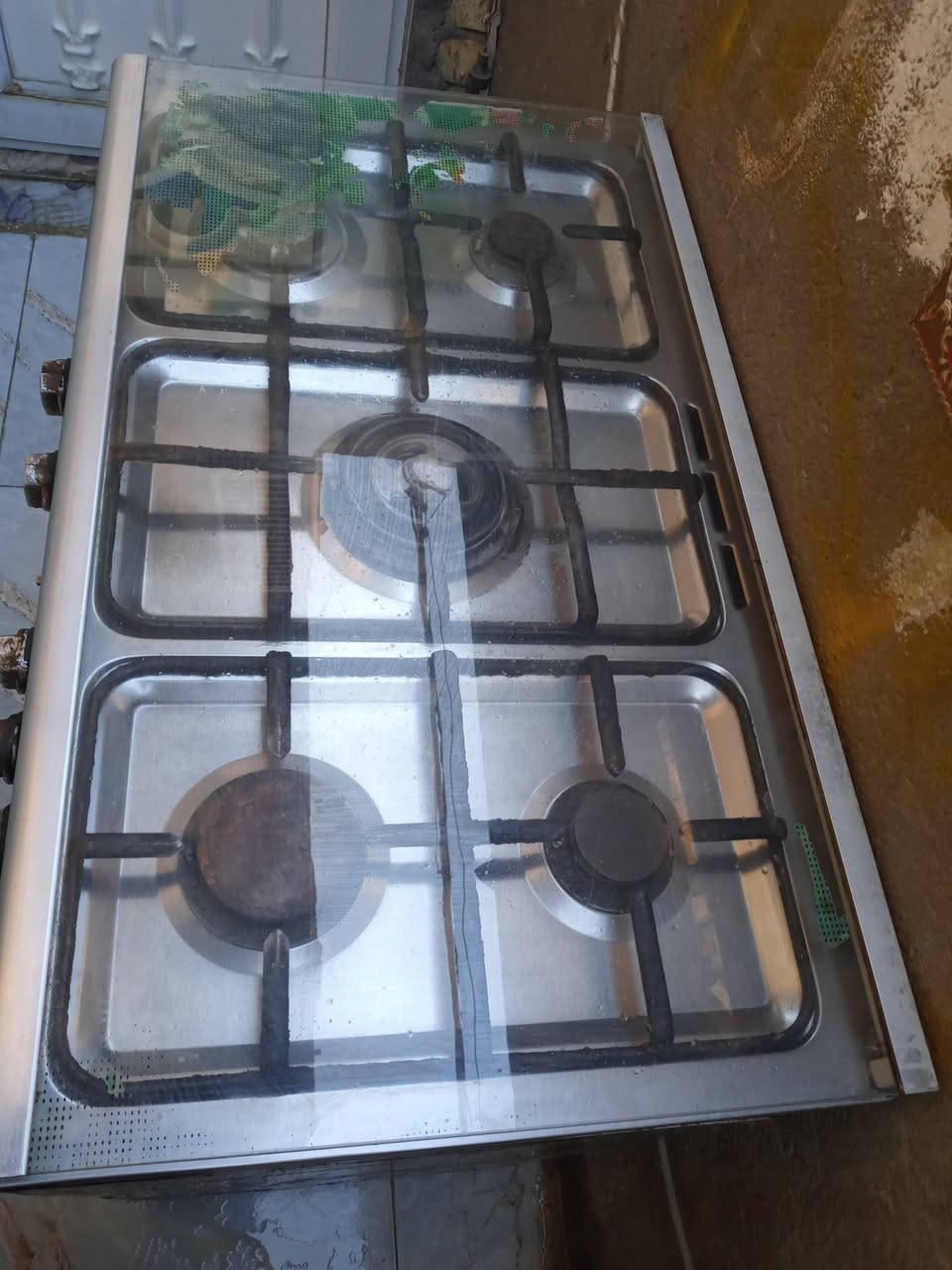 طباخ للبيع ***********
