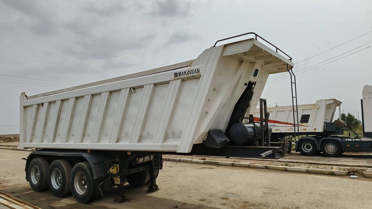 سلام عليكم عربانه ما كنيسان البيع مديل 14 تخم تاير ذرعته 27 متر بدون تعلاوه استفسار على ***********
