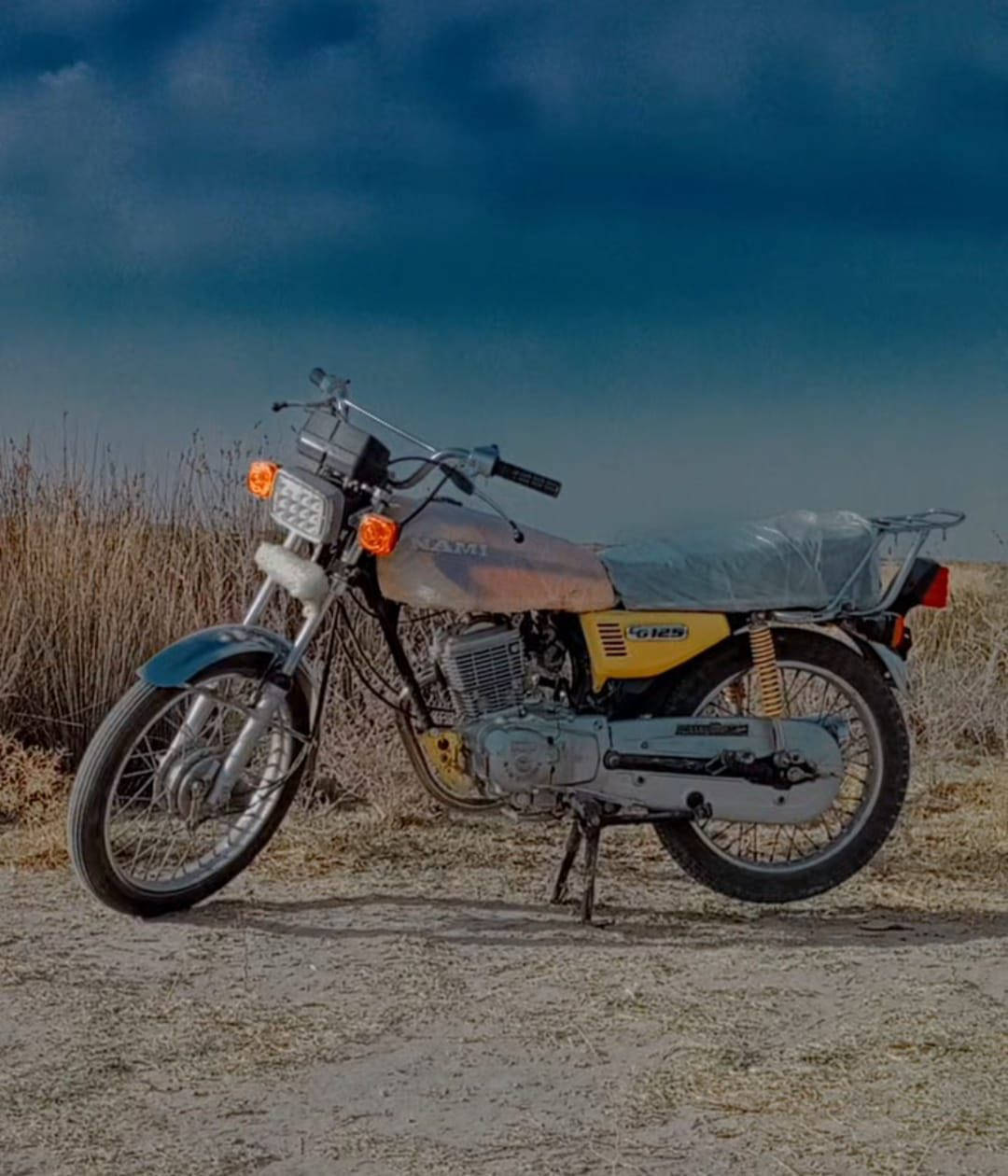 سلام عليكم مكلف بنشر دراجه للبيع موديل 20دراجه نضيفه تفاصيل كامله خاص واساب فقط
0781 982 5165‬
