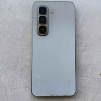 انفنكس هوت 50 برو نضيف استخدام قليل  بيه فطر بالشاشة قليل 175 وبيه مجا...