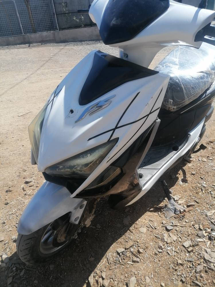 ماکس مەکینە 125 بێکێشە بەشەرت هەمو گیانی ئیشەکات 345هەزار مەجالێکی کەم ناونیشان سەیدسادق ژم ***********     *********** السليمانية, العراق
