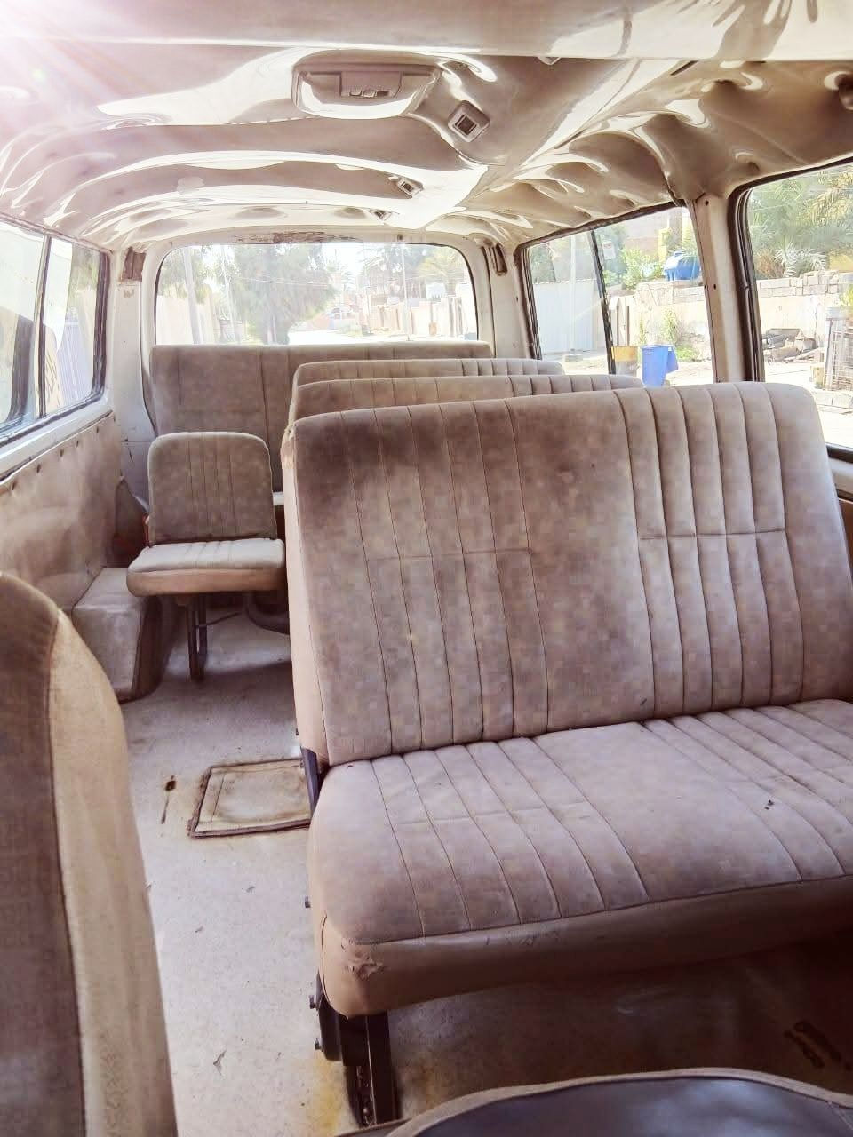 نيسان كاز موديل ٢٠٠٧
كير محرك مكفول. عندي بيها خط اراوس بسياره ١٤ نفر فقط مراوس
اخوان محتاج ينطيني فرق على سيارتي الي عنده سياره ١٤ نفر يراسلني خاص ويدز صور سيارته
***********
