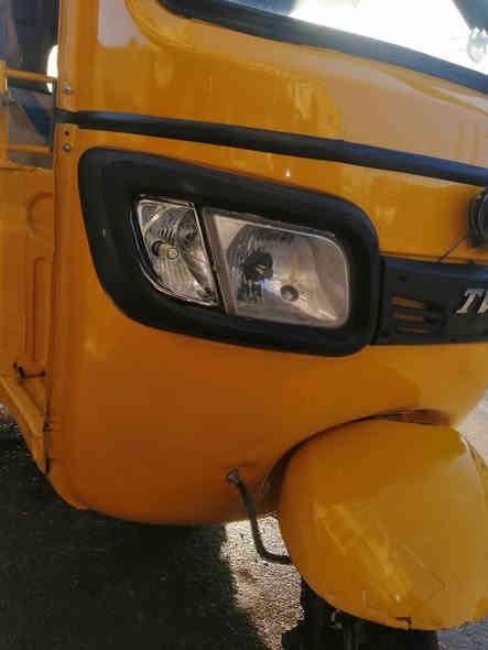 تكتك tvs للبيع موديل19دخول20 محدث 22 من مكينه او دشبول او بيبان كلشي 22كل نقص مابيهة لتخابر او اتكلي اشبيهة هاي كدامك كلشي واضح مكاني بغداد البياع ***********
