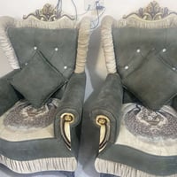 طقم ٧ مقاعد • نظيف