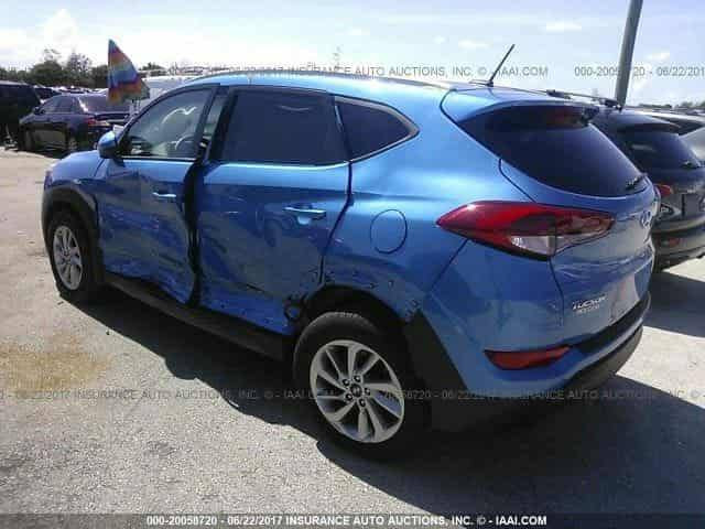 توسان ٢٠١٦ وارد رقم بغداد السعر ١٣٠ الضرر بابين تبديل بالسونار ٤ ابواب..
بغداد المشتل ***********
