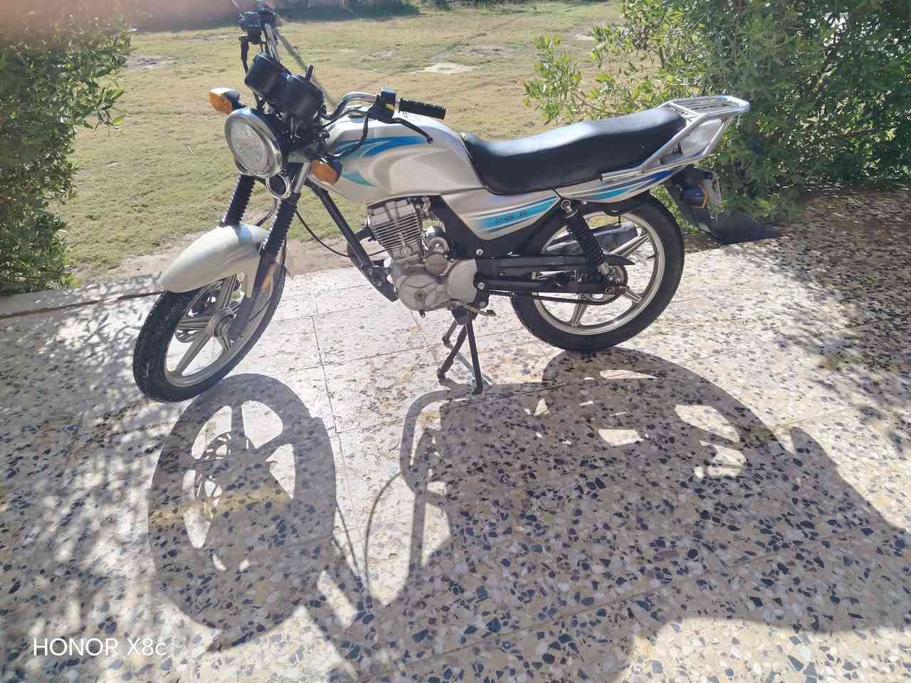 سلام عليكم  دايون موديل 20كلك ما ناقصها اي شي السعر ٦٥٠ وبيها مجال بسيط حك جيه المكان كربلاء حسينيه الوند ***********
