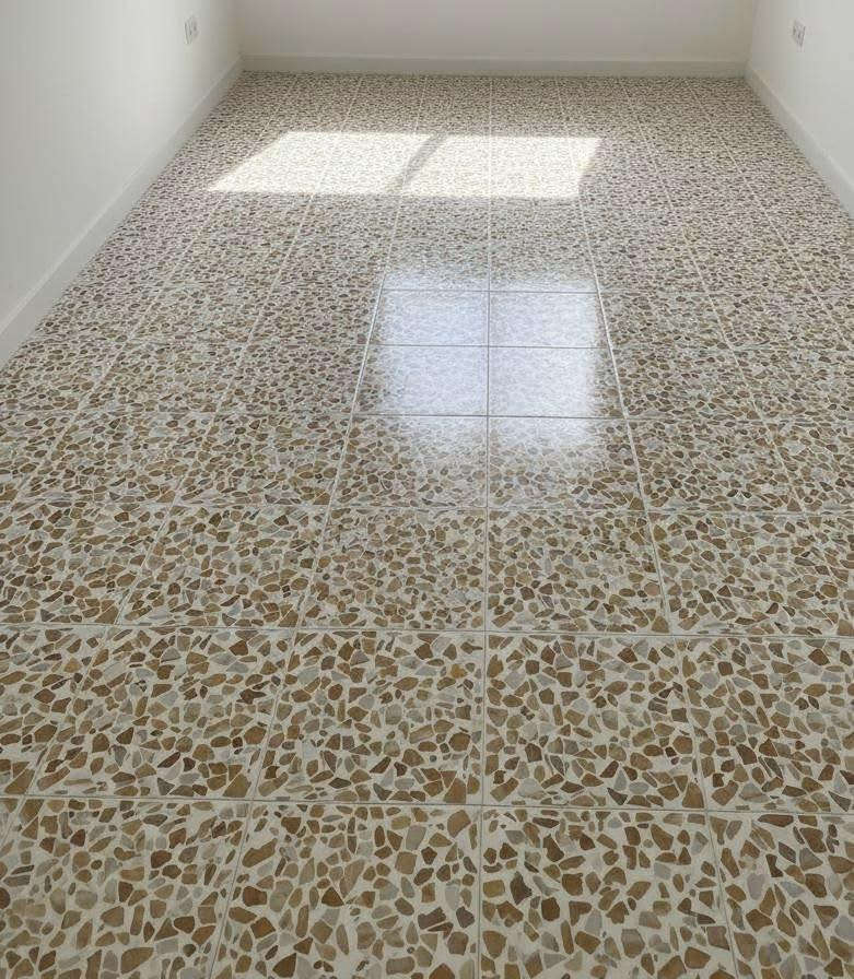السلام عليكم
جلي كاشي موقعي مرمر طبيعي تنضيف تلميع بورسلين جلي صبة جلي سيرميك  معالجات الكاشي القديم والمحفر  جلي انوع البنايات والعماير ومستشفيات والمدرسة كادر متنقل في جميع محافظات العراق موجد واتساب الحجز متوفر واتساب*********** /***********/(***********

