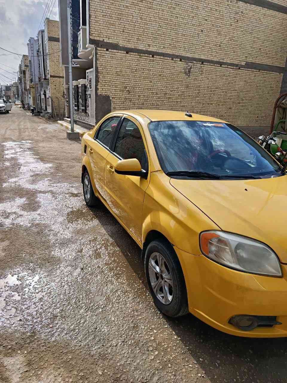 السلام عليكم افيو وارد امريكي دحكه بطرف الباب سياره حلوه ومتعوب عليه  تبريد شغال رقمه بغداد وراعيه بغداد تخم تاير حداديه جديده كامره شاشه مصفره هئيه وغرامات مكاني كربلاء السعر ٤٨ رقم تلفون ***********
