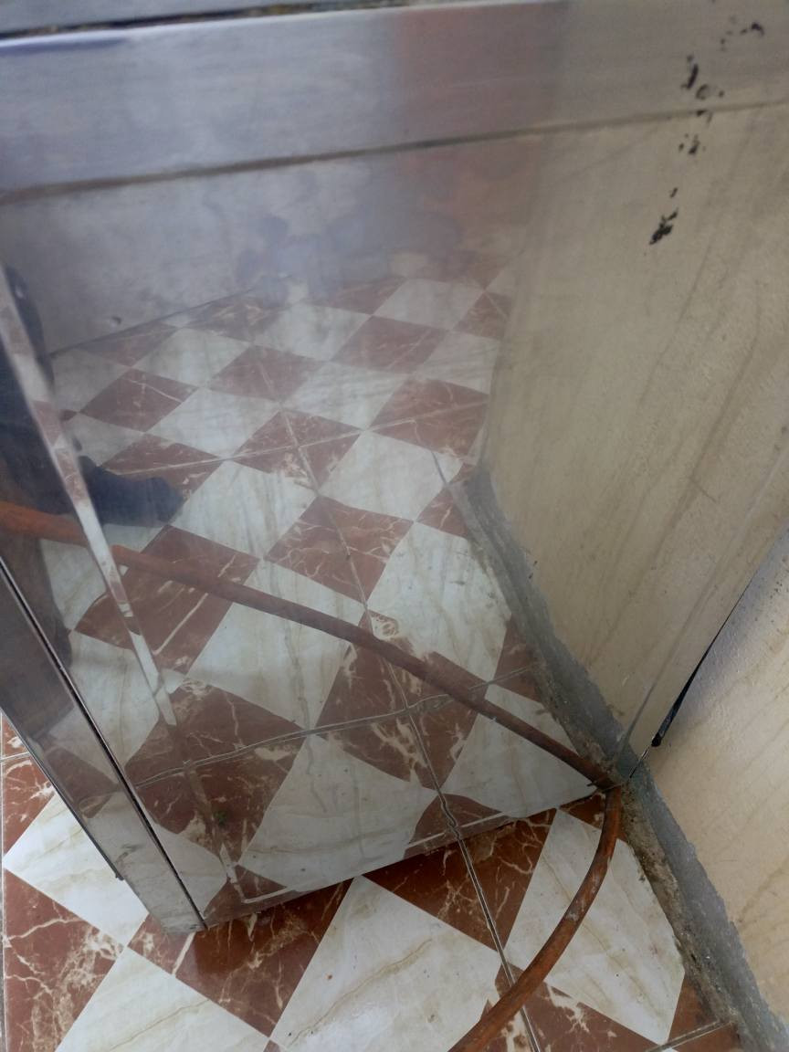 طباخ فريش مصري 4 مشاعل نضيف كلش وشغال العيون والفرن شرط الفحص سعره مناسب اني مكلف بلنشر الاتصال بلرقم واتساب موجود 
*********** عمارة, ميسان
