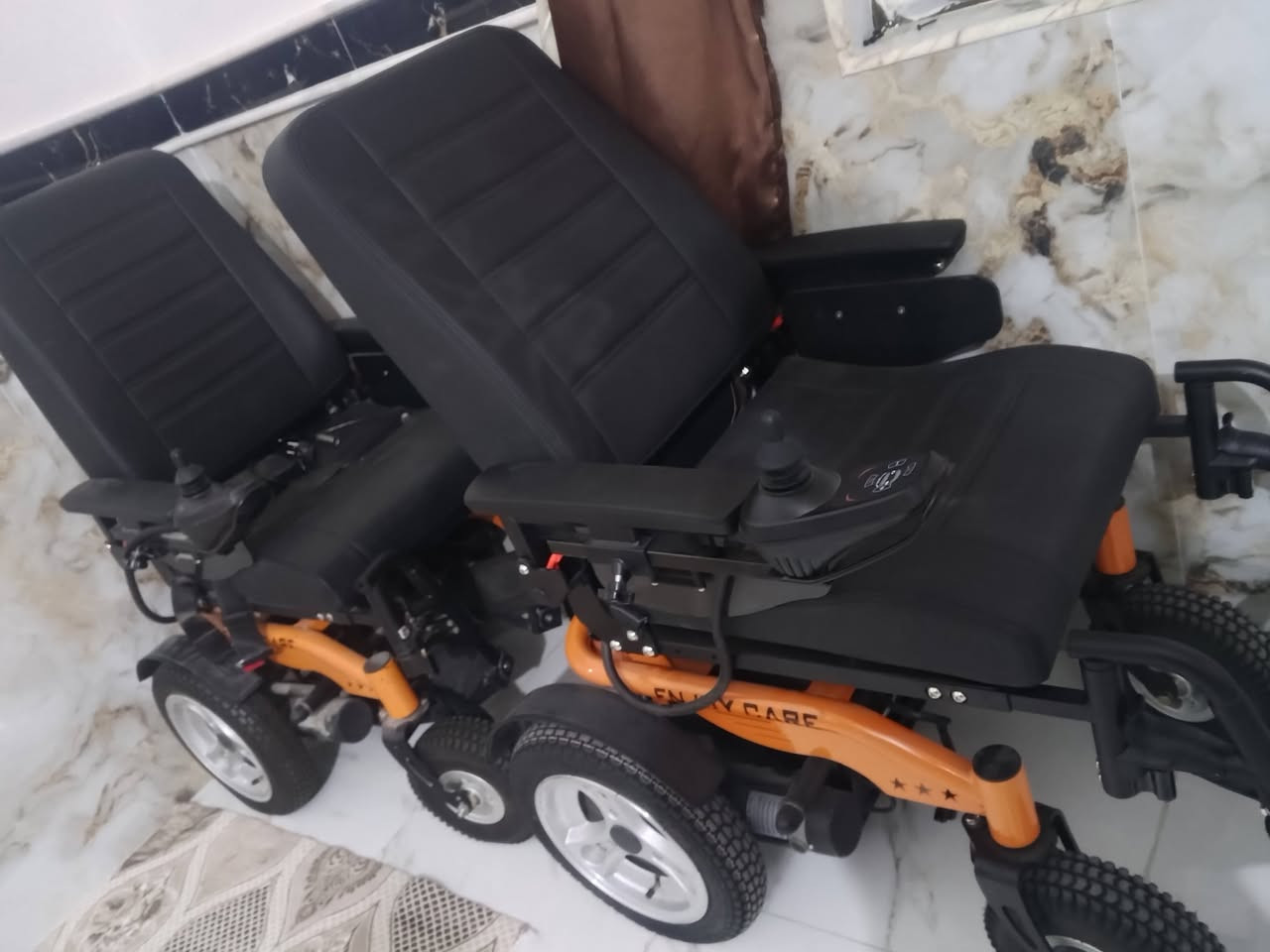 عرباين ثنين شحن جدد للبيع وحده ناقصه بطاريه 
السعر: وحده 450.. وثانيه 550 
رقم الهاتف: ‏‪***********‬‏
العنوان: كربلاء
