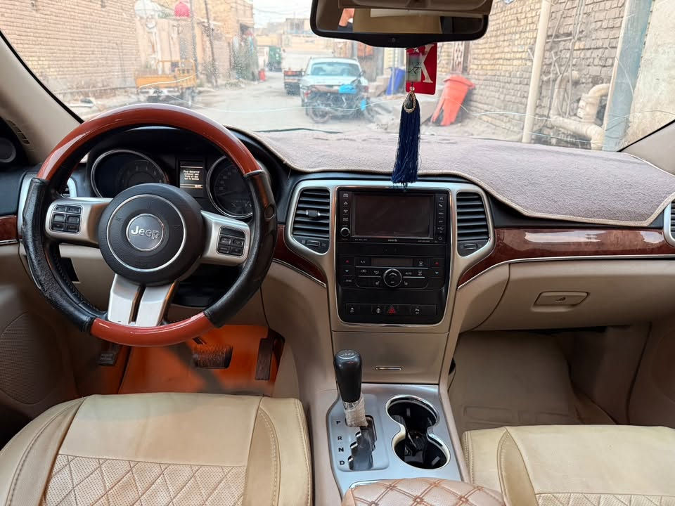 السلام عليكم
گراند شيروكي لمتدد  خليجية وفول مواصفات كله جديد كل نقص مابيها تراي وين ماتريد

 السياره ماشيه 140 ميل

بسمي ومداور ثاني يوم  

السعر 170

رقمي ***********

واتساب ***********

مكاني ناصريه
