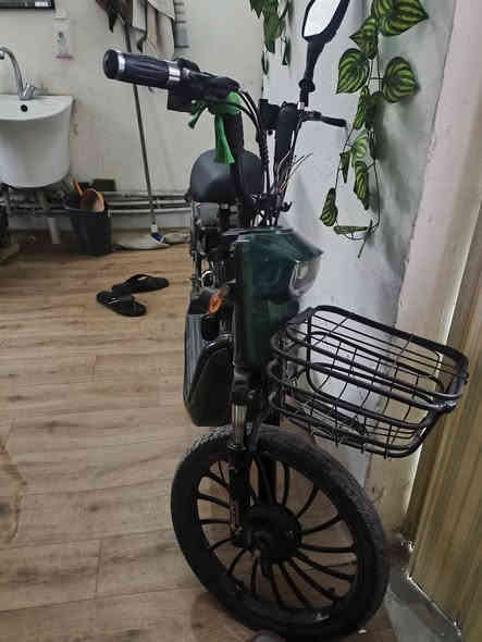 السلام عليكم دراجه شحن للبيع حجم 20 بيه بصمه وجهاز انذار اشاير يمنه ويسره امرايه وحده نقص السعر 210 وبيه مجال مكاني بغداد الزعفرانية للاستفسار *********** أو ***********
