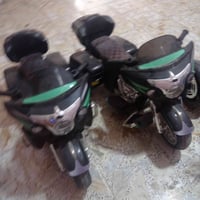 سيارات اطفال • اصليه • ٤ قطع