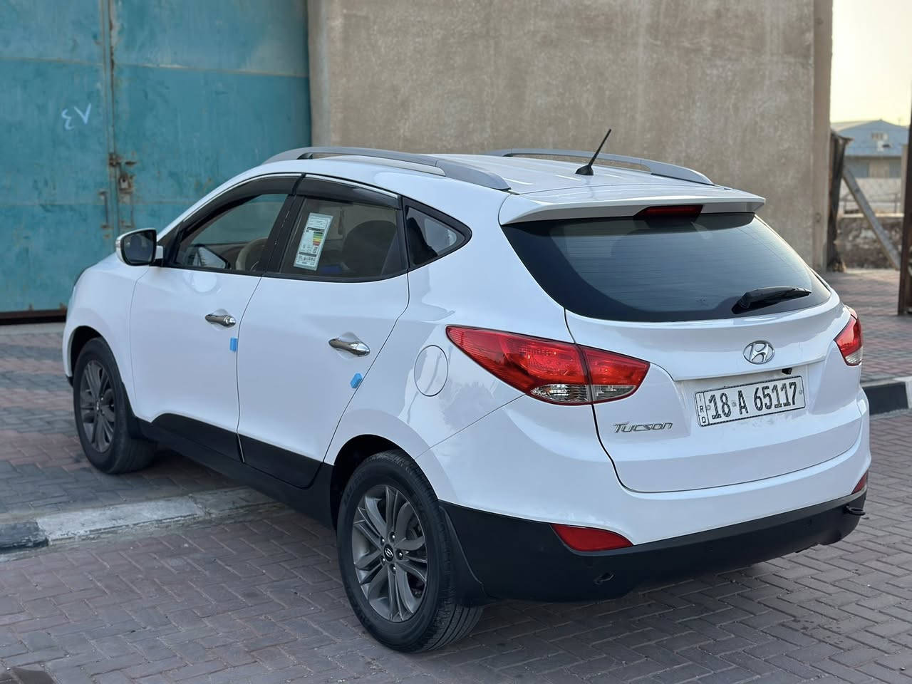 السلام عليكم توسان 2015 خليجي رقم بابل الدولي هزه سنويه كله جديد مكفول من كلشي ماعده شبر صبغ بجنطه موضح بسونار جاهزه من كلشي مكينه كير كفاله حته من الفتح حداديه جديده تبريد تتدفه تخم تاير دوشمه مكينه 2000 دوش
مواصفات تحكم اسيرن مري تحكم كامره تبريد قطعتين ويل كروم لدامامي برده خلفيه السعر 157 مجال بصيط 
***********فقط بيع بدون مراوس مكاني كربلاء المقدسه
