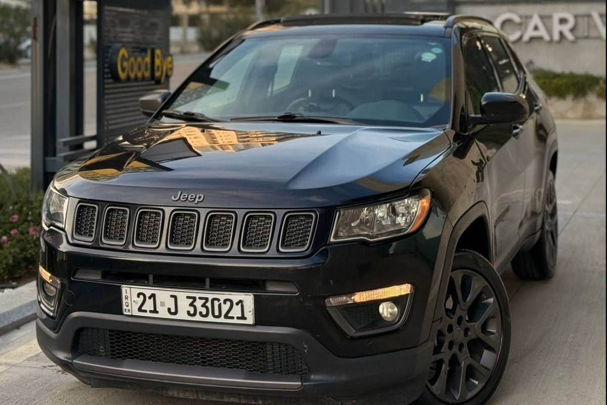 جێپ کۆمپاس 2021 ڕەشی بلاک تۆپ لیمیتد 
فولل یادی ٨٠ ساڵەی شەریکەی جێپ دروست کراوە 
پانۆڕاما،کوشن جلد،برێک بصمە،
ئۆتۆ هۆڵد،ڕاداری لاکان و ڕاداری ناوچەی کوێر،
تبرید مرکزی،درگا بصمە،دەبڵ ئەکسل،
سیستەم مکەبەرەی Alpine،توڵی سەقف و بلاجلتۆر 
حەجمی مەکینەی ٢.٤ بێ تۆربۆیە،شاشە گەورە و کامێرە 
کوشن کارەبا،چەندین مواسەفاتی تر…….
3C4NJDEB4MT556907
ئەوەش ژمارەی شانصی
ئەزیزان سەیارەکە بێ بۆیاخە بێ ئێرباگە ڕەسمی دەعمەکەو 
ڕەقەم شانصی کەیم داناوە جوان سێری بکەن 

سعر: لە کۆمێنت داوای بکە ڕاستەوخۆ بۆت دێت 📩 

گێڕ و مەکینە و ئەکسلی بەشەرت
ڕەقەم و سەنەوی تازەیە بە ناوی خۆمانەوەیە 

ژمارەی خاوەن سەیارە 
شوێن :سلێمانی
***********
